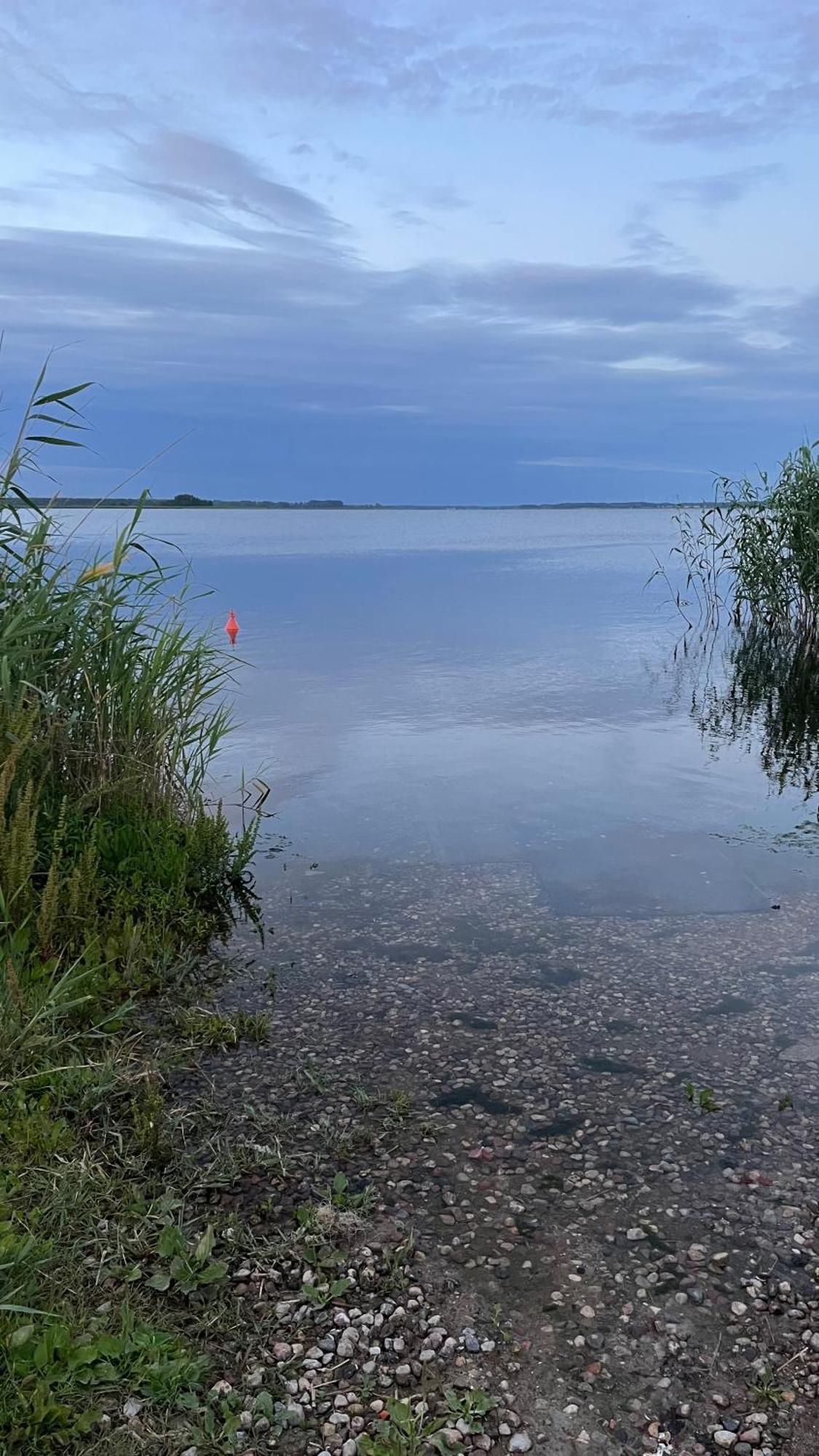 Bialy Domek Zastan Buitenkant foto