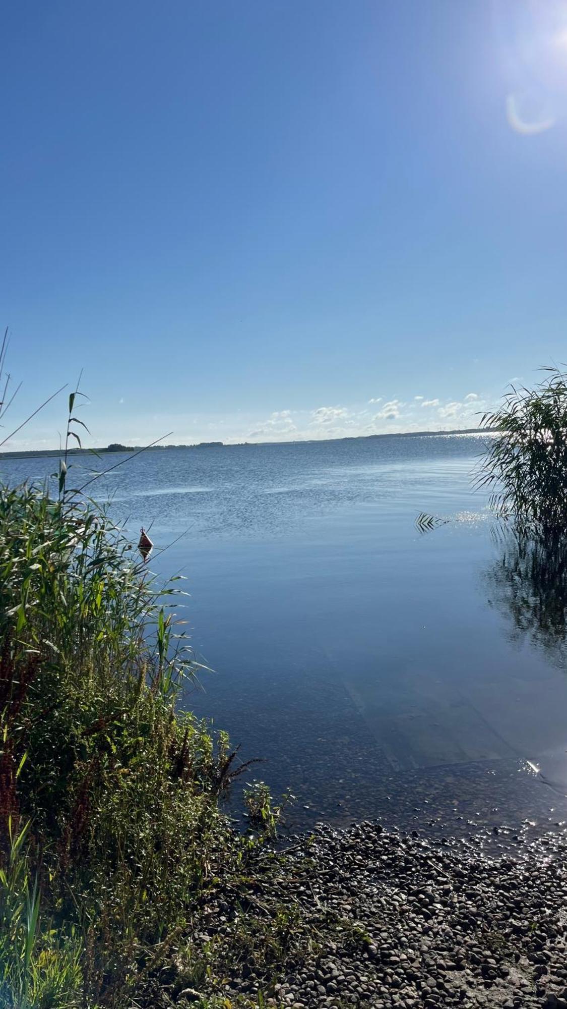Bialy Domek Zastan Buitenkant foto